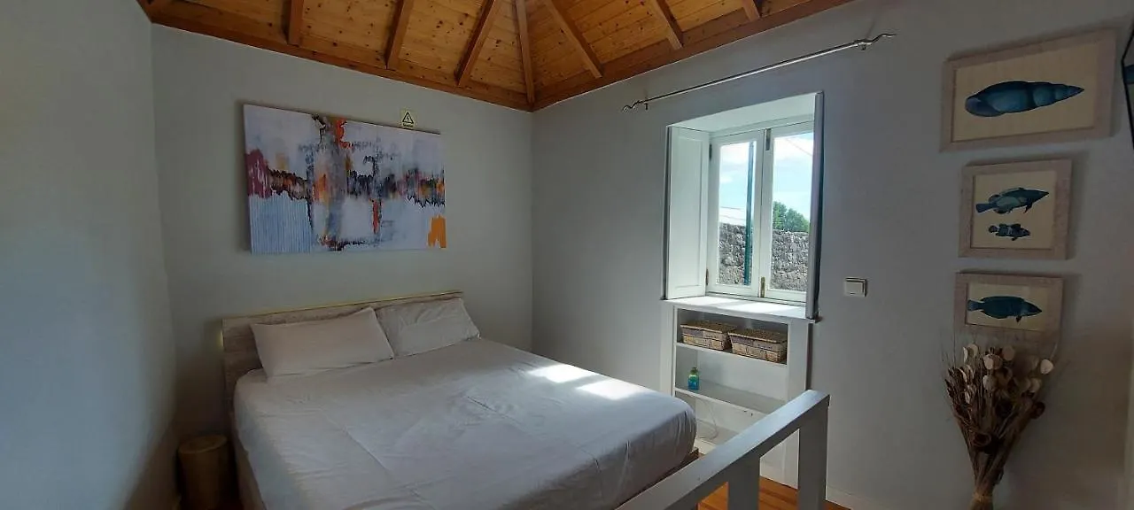 Madalena Beach Tiny House Ponta do Sol  Portugal