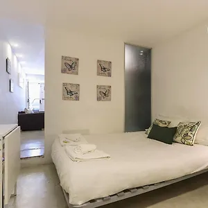 Bairro Alto Blue & By Homing Apartment Lisbon